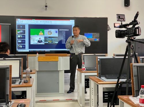 廈門軟件職業(yè)技術(shù)學(xué)院校級精品課拍攝制作研討會順利召開